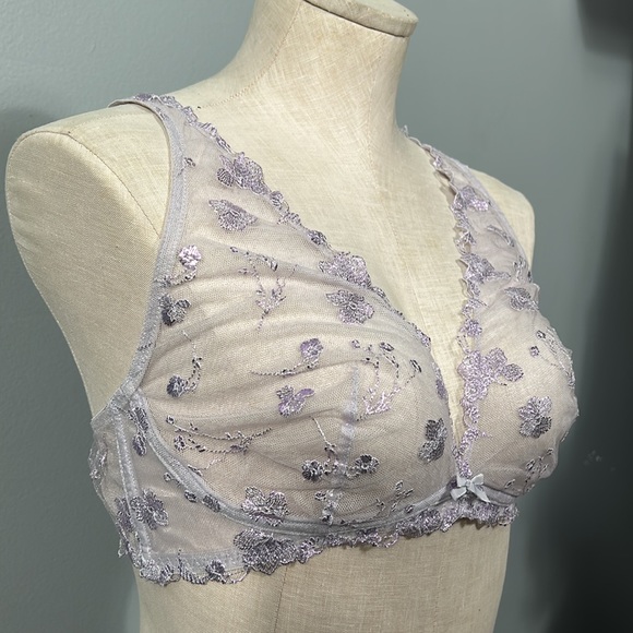 Body by Victoria Shimmer Floral Bralette Purple size L G B85 Victoria’ s Secret - Picture 3 of 10